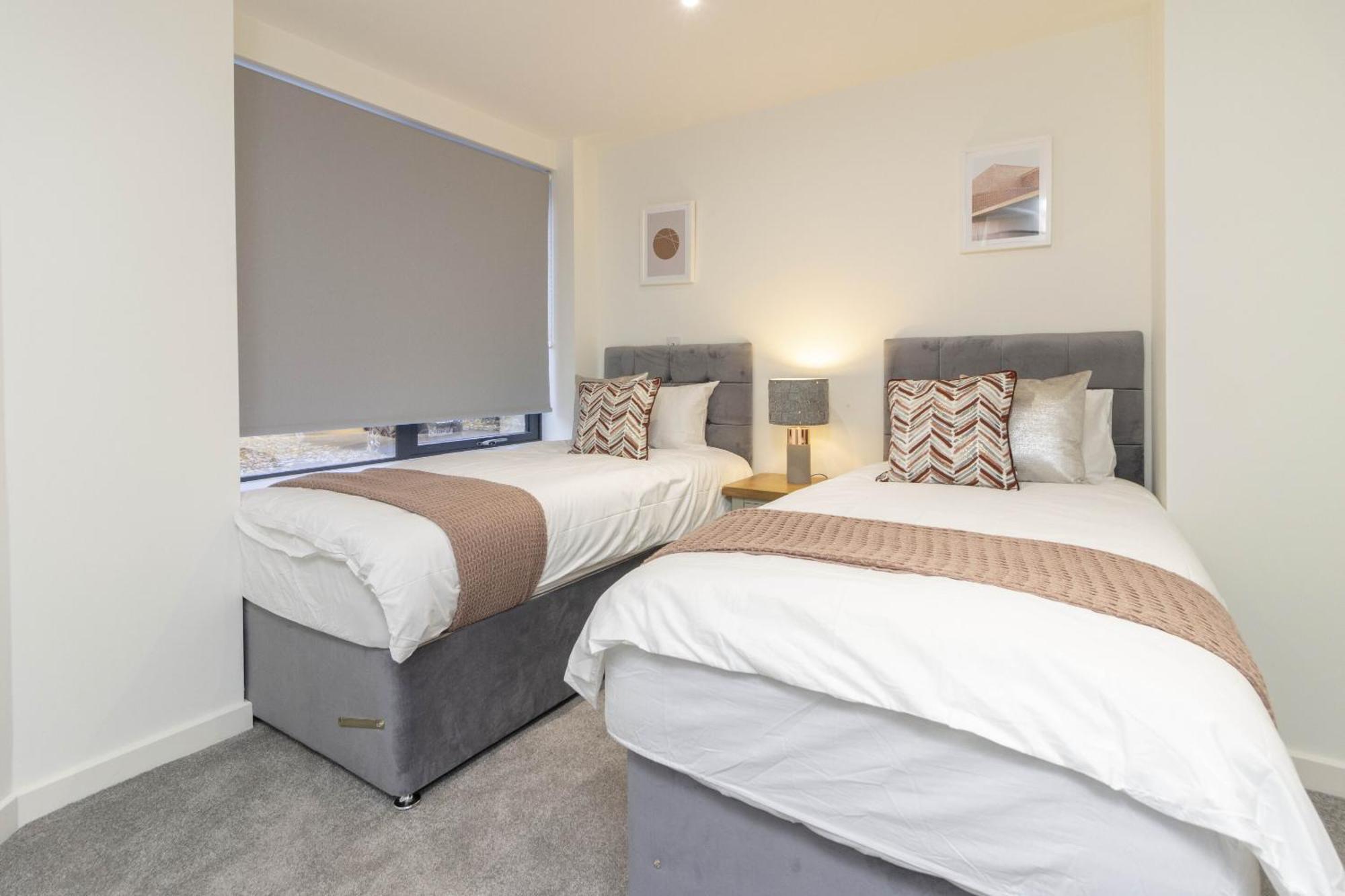 엑서터 Linacre 1&2 - One And Two Bed Flat Behind The Cathedral With Free Parking And Fast Wifi 아파트 객실 사진