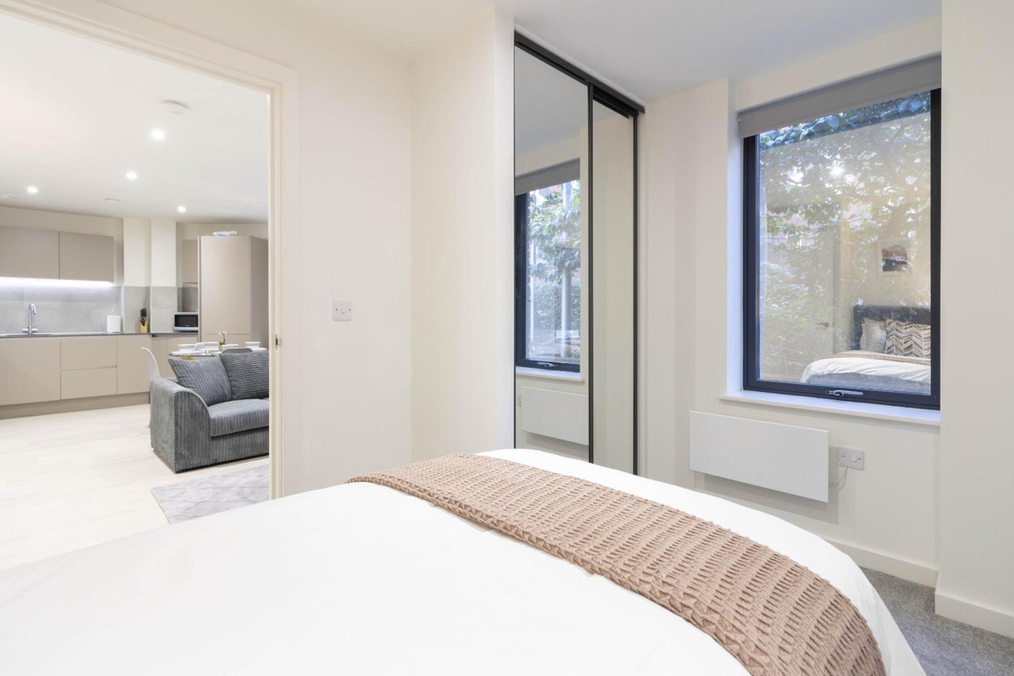 엑서터 Linacre 1&2 - One And Two Bed Flat Behind The Cathedral With Free Parking And Fast Wifi 아파트 객실 사진