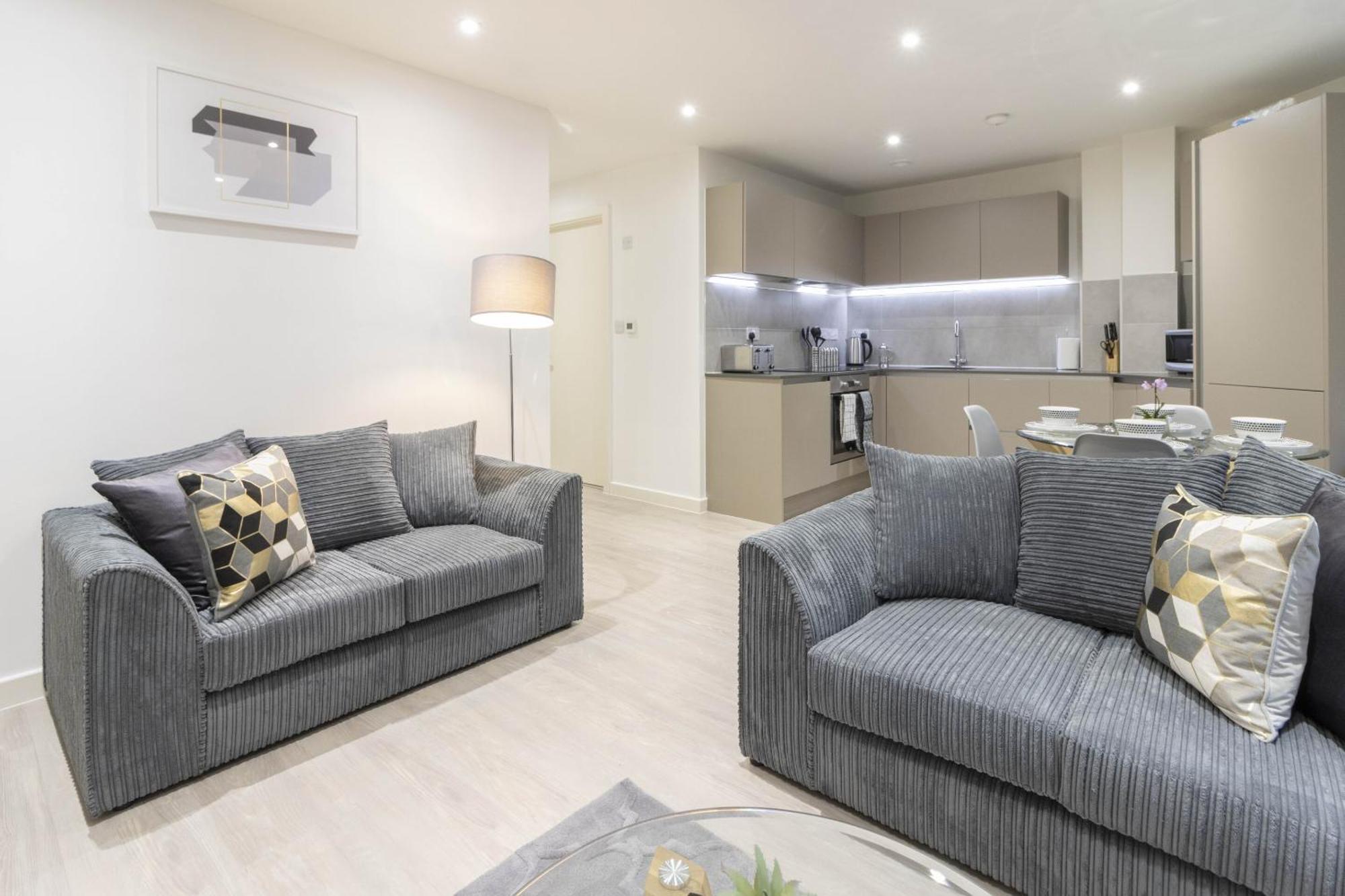 엑서터 Linacre 1&2 - One And Two Bed Flat Behind The Cathedral With Free Parking And Fast Wifi 아파트 객실 사진