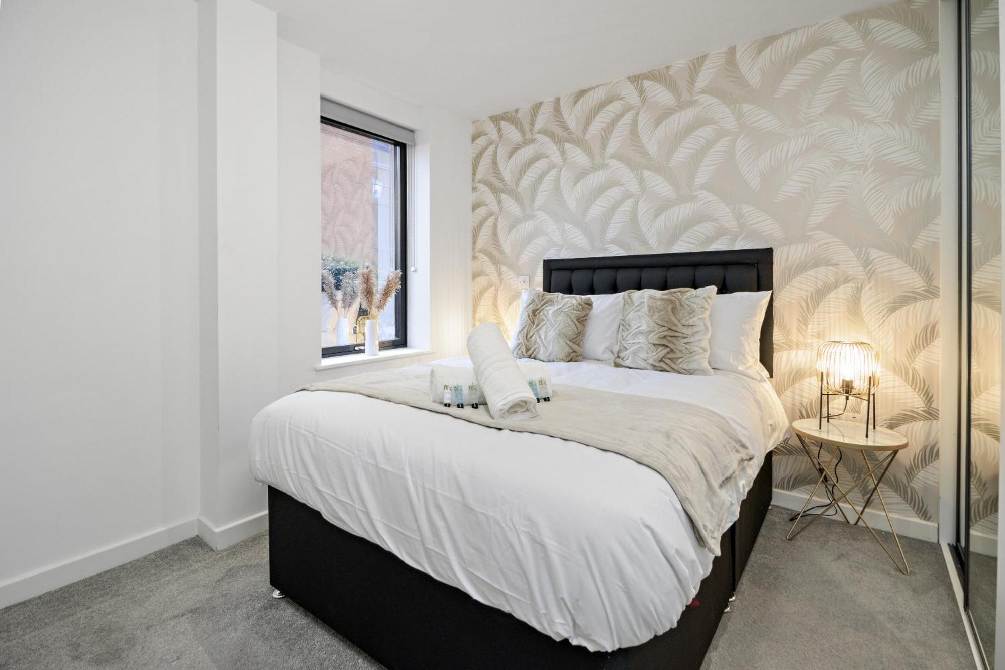엑서터 Linacre 1&2 - One And Two Bed Flat Behind The Cathedral With Free Parking And Fast Wifi 아파트 객실 사진